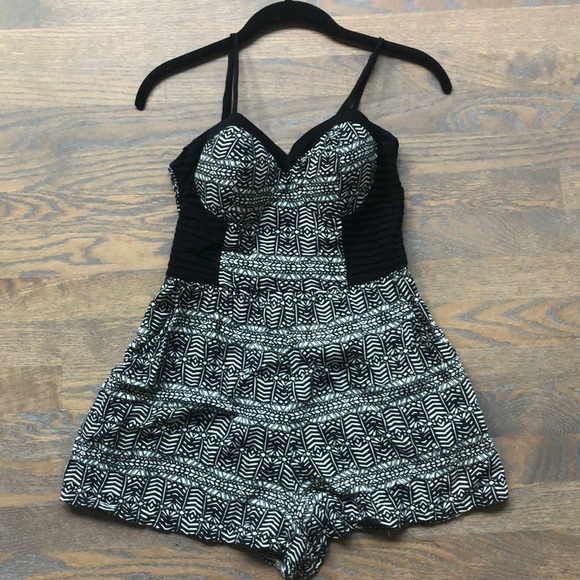 Romper - Picture 3 of 6